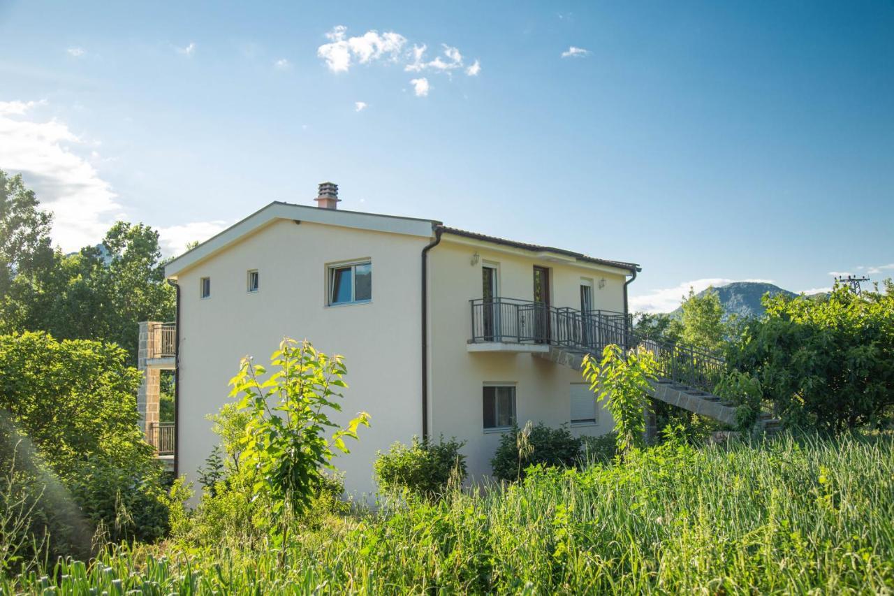 Plamenatz Studio Apartments Virpazar Kültér fotó